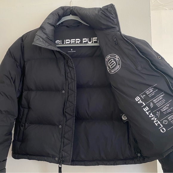 Aritzia Black The Super Puff Shorty - Picture 3 of 10